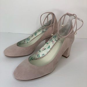 1901 | Ashleighton pale pink suede heel Size 7